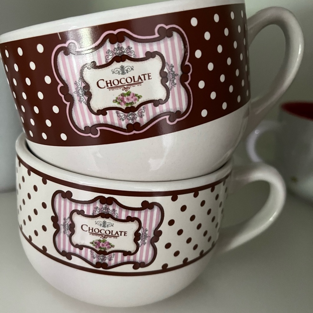 2 mugs